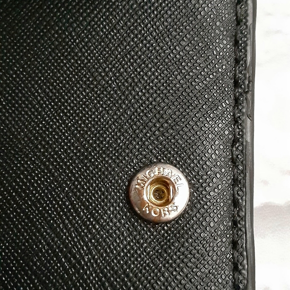 Michael Kors black saffiano leather small wallet - Picture 9 of 15